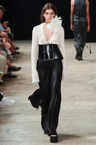 Look 36